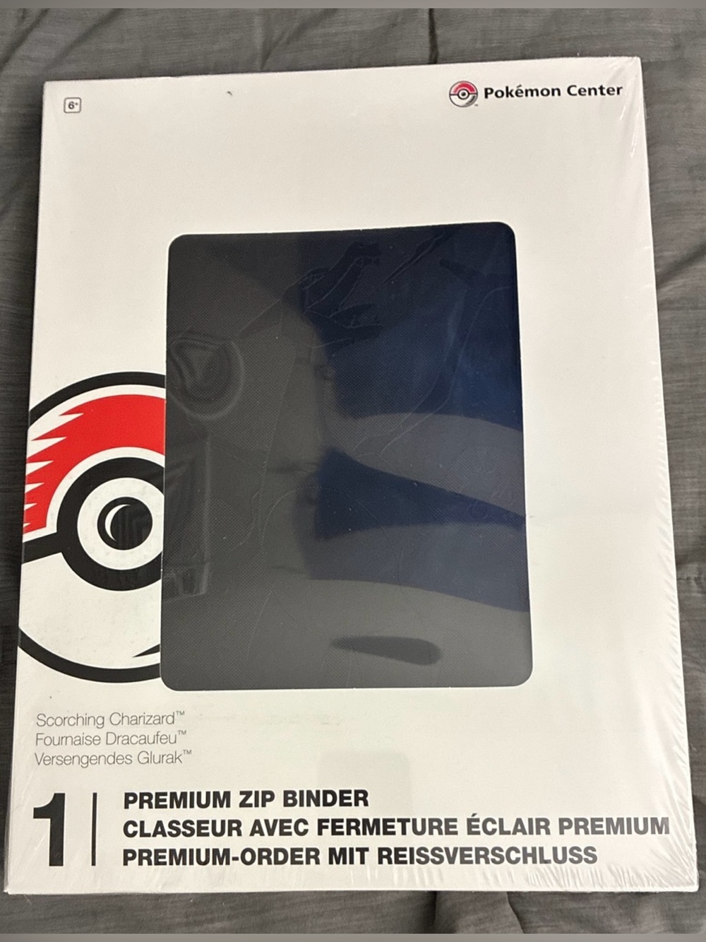 Pokémon TCG Center Scorching Charizard Exclusive Card Premium ZIP Binder NEW! - Picture 2 of 5